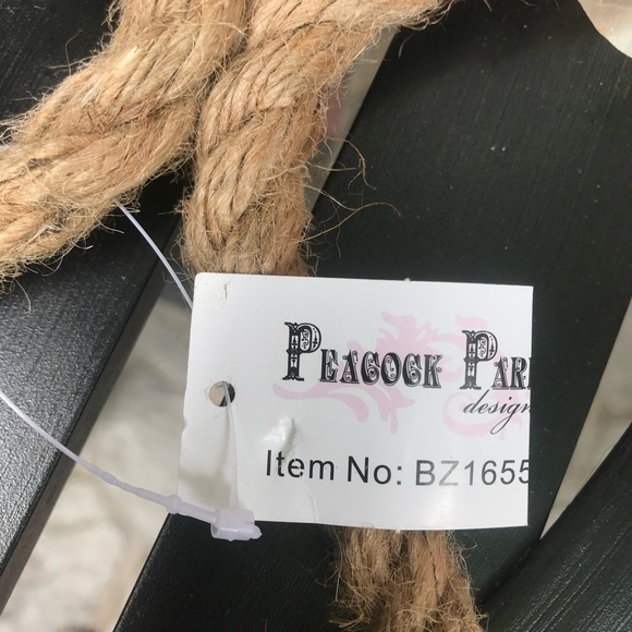 Brand New Hanging Glass Light Bulb Terrariums for Plants or Decor (Set of 2) - Picture 7 of 14